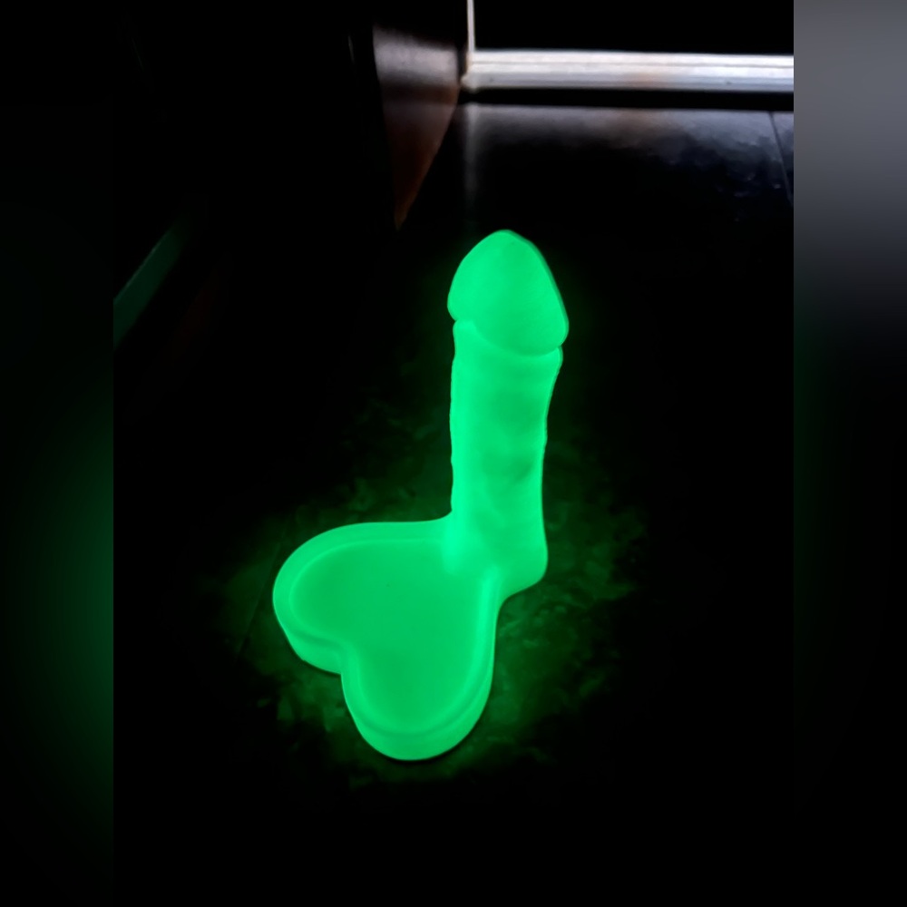 The Blow in the Dark 🐓 Jewelry Holder - Picture 3 of 6